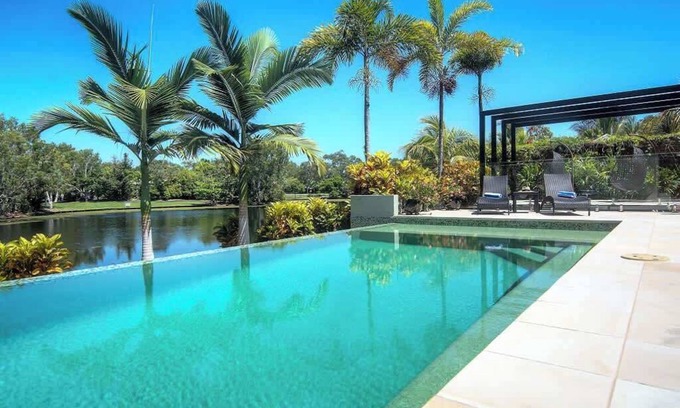 Port Douglas House | Tranquility by the Lake - Luxury Home Port Douglas