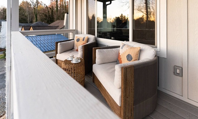 Hendersonville House | Tranquility in the Trees, Downtown Hendersonville