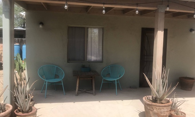 Blenman-Elm House | Tranquility In The Heart of Blenman -Elm