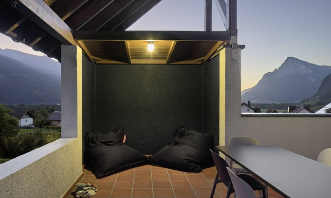 Flasch House | Traum-ferienhaus für bis zu 11 Personen im Schönsten Dorf der Schweiz