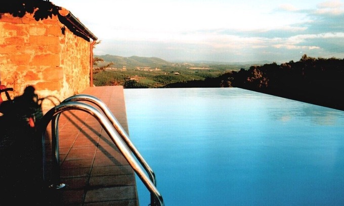 Castelnuovo Berardenga Cottage | Traumblick in die Toskana vom Häuschen mit Pool auf Hügel zw. Siena u. Florenz