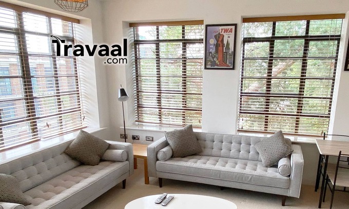 Rushmoor District Apartment | Travaal.©om – 3 Bedroom Apartment – Farnborough