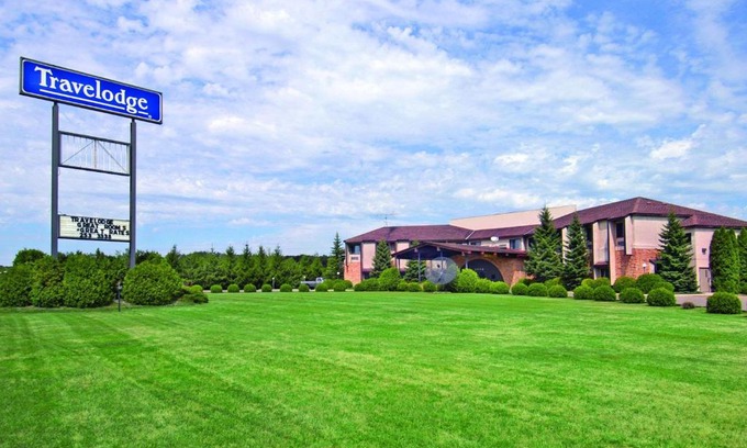 St. Cloud Hotel | Travelodge by Wyndham Motel of St Cloud