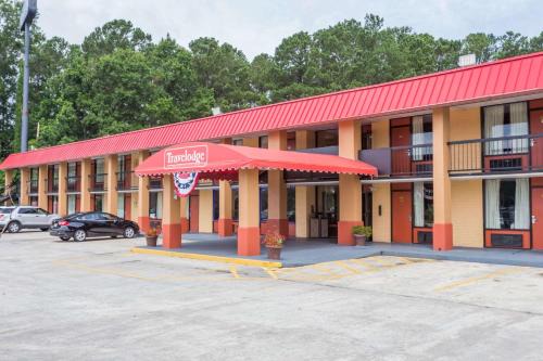 Richmond Hill Hotel | Travelodge by Wyndham Savannah Area/Richmond Hill