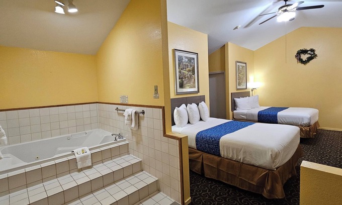 Wenatchee Hotel | Travelodge by Wyndham Wenatchee