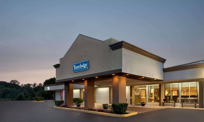 Zanesville Hotel | Travelodge by Wyndham Zanesville