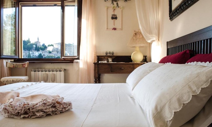 Cartoceto Bed & Breakfast | Tre Civette Sul Comò