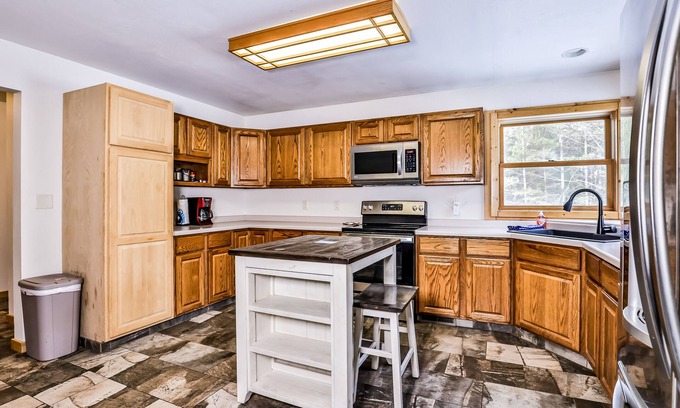 Mercer House | Tree-lined home with gas grill, firepit, & fireplace - walk to lake