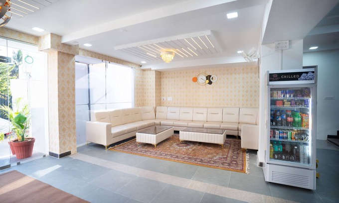 HSR Layout Hotel | Treebo Galaxy Kings Suites, Hebbal