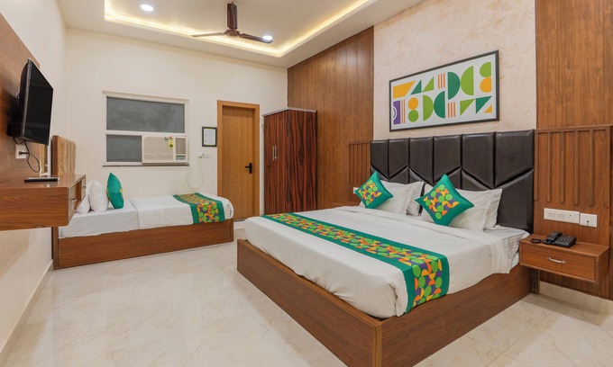 Vrindavan Hotel | Treebo Gaur Vasundhara