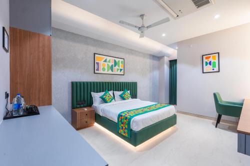 Katpadi Hotel | Treebo SV Residency, Vellore