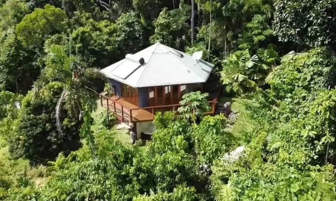 Cow Bay House | Treeverb Beach House - Daintree