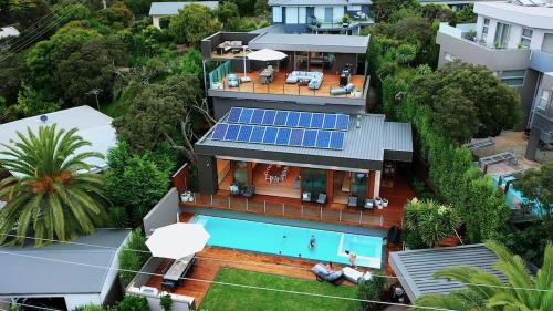Blairgowrie House | Trelawney Beach House - opposite Blairgowrie beach