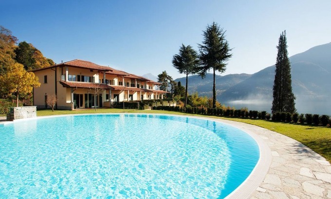 Tremezzo Apartment | Tremezzo Residence apartment no 4 with pool and spa by Italian Apartments.