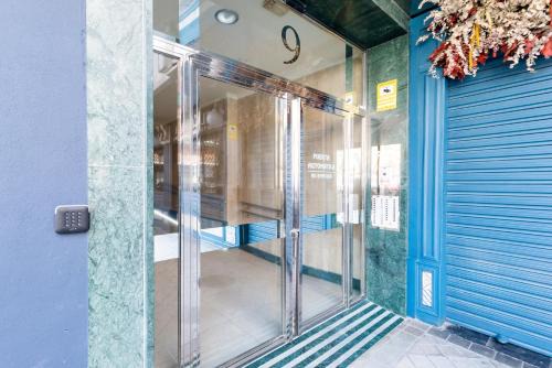 Camino de Ronda Apartment | Trendy and Bright Apartment 2