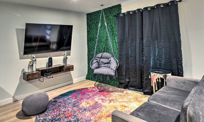 Barton Hills Condo | Trendy Austin Pet-Friendly Vacation Rental!