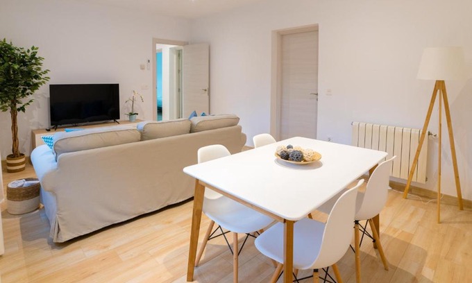 Plaza de Toros-Doctores-San Lazaro Apartment | TrendyHomes Granada - moderno apartamento a 15 minutos del centro