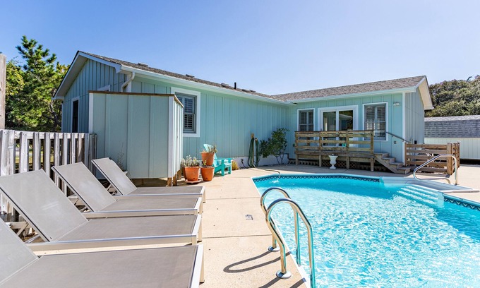 Southern Shores Cottage | Tres Aguas OBX -a boutique cottage retreat -4 BR