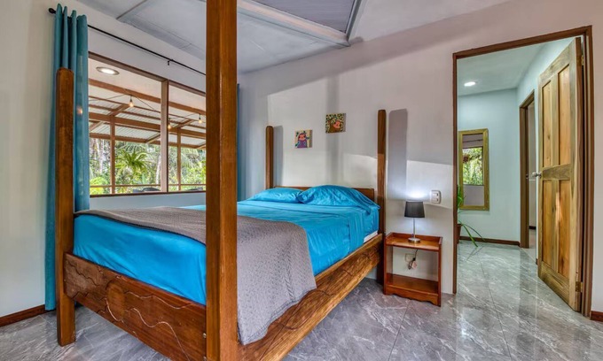 Punta Uva House | Tres Pipas - Mayor - Beachfront Arrecife, Wifi, AC