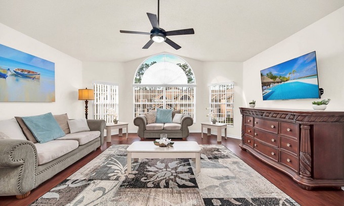 Royal Palm Bay Condo | tResort-Style 3BR Condo