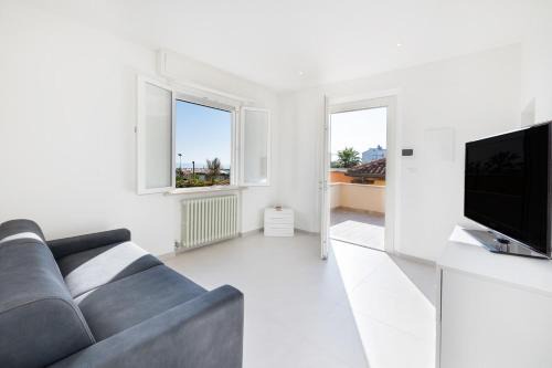 Rivabella Apartment | Trilocale Longarone 3 Rimini