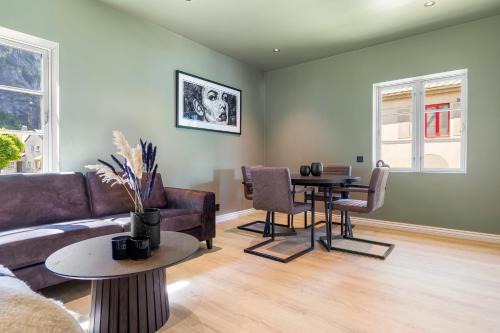 Tyssedal Apartment | Trolltunga View