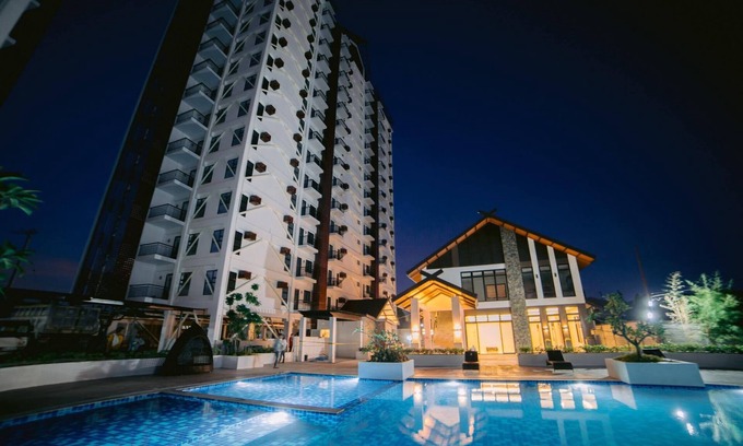 Basak Apartment | Tropical Comfort in Cebu Pool Furnished Cebu view 20min from Airport
