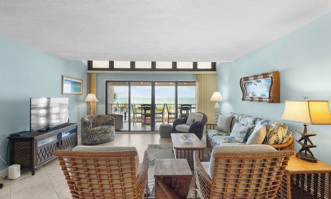 Key Colony Beach House | Tropical & Elegantly Updated Oceanfront Townhome