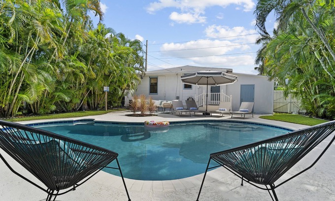 Southwest House | Tropical Oasis with Private Pool near Downtown West Palm Beach!
