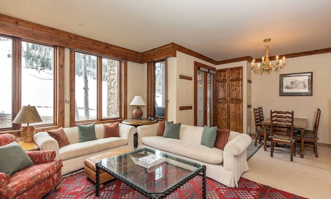 Highlands Townhomes Apartment | True Ski-In/Out Beaver Creek getaway!