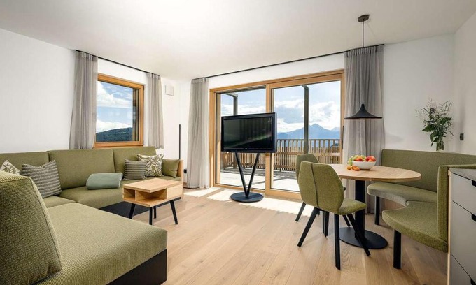 Avelengo Apartment | Tschitthof Wohnung Gill