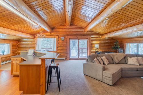College House | Tucked Away Timbers