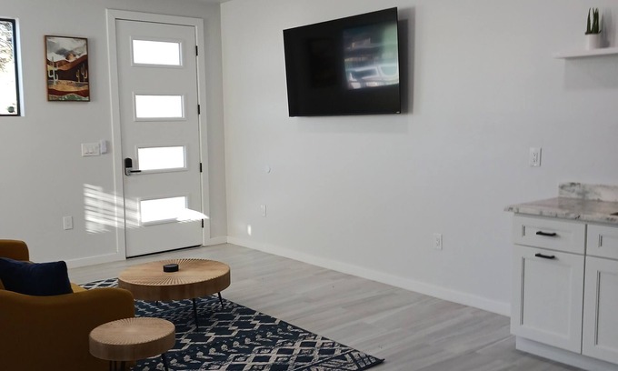 Menlo Park House | Tucson Barrio Home 2B/2B