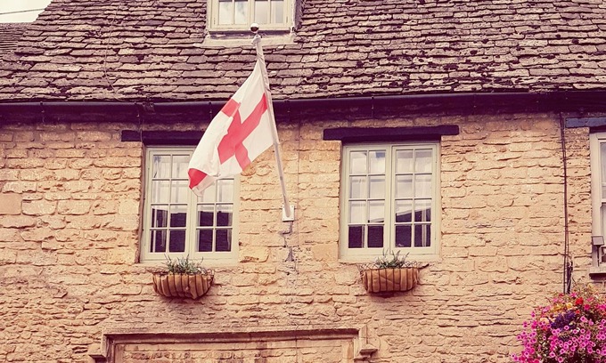 Fairford Cottage | Tudor Cottage in the beautiful Cotswold town of Fairford Gloucestershire