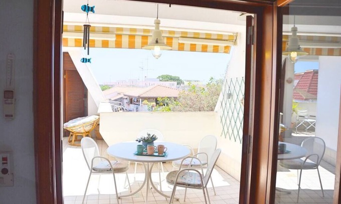 Recanati Apartment | Turchese - apartment with private parking place, a few steps from the beach and Taormina