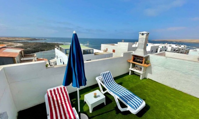 Caleta de Caballo House | Turtle House Turtle House