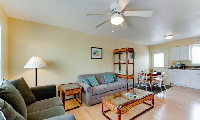 Holmes Beach House | Turtle Nest