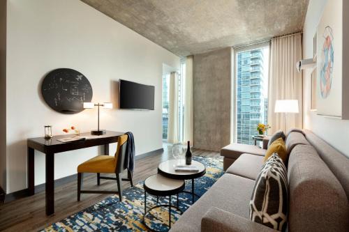 Downtown Atlanta Hotel | Twelve Downtown, Autograph Collection