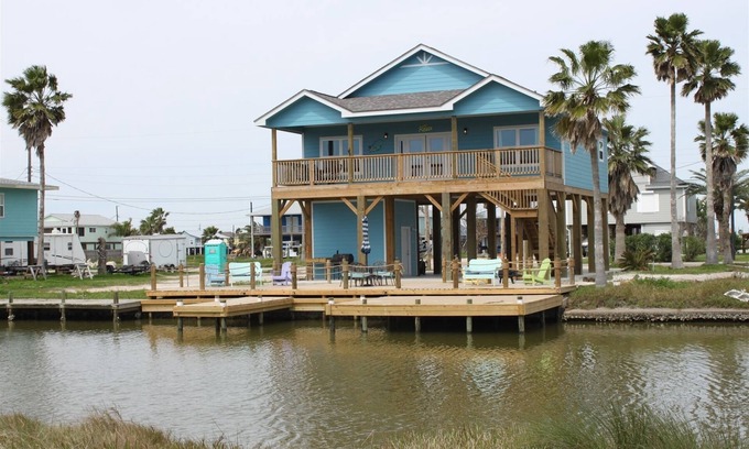 Rockport House | Twin Palms 2.0 Private Dock Space