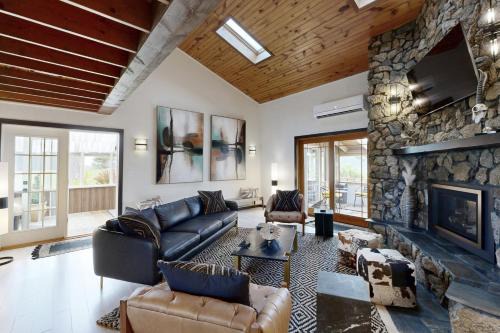 Sturgis House | Twisted Rose Cabin