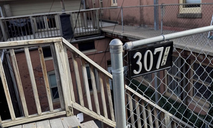 Galena Apartment | Two Bedroom Apartment Overlooking Main Street with One Designated Parking Spot