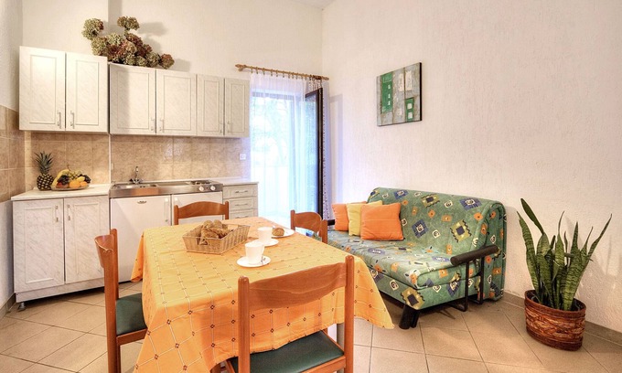 Baska Apartment | Two bedroom apartment with terrace Baška, Krk (A-22661-b)