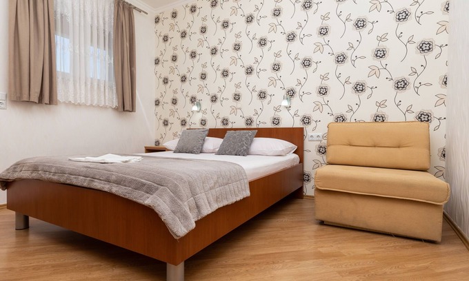 Omis Apartment | Two bedroom apartment with balcony Duće, Omiš (A-5973-b)