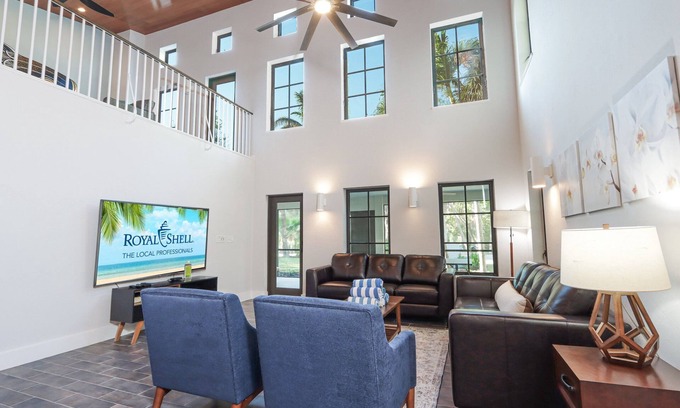 Captiva Condo | Two Bedroom Duplex, Located Only 7 Houses Away from The Gulf of Mexico! Beach Breeze