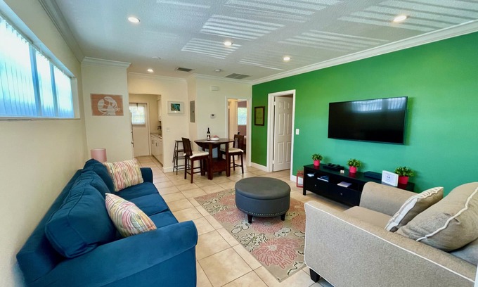 Deerfield Beach Apartment | Two Bedroom Retreat Near Deerfield Beach Pier