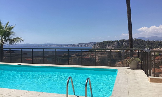 Lazaret Apartment | Two rooms with panoramic view on the sea, air conditioned, free parking