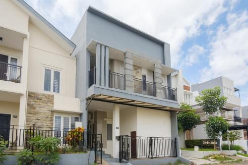 Sidomulyo House | TwoSpaces Living at Panorama Eco Stay, Batu Malang