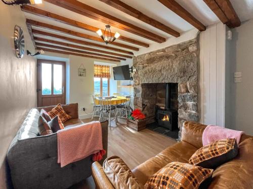 Cwmtirmynach House | Ty Capel Cottage