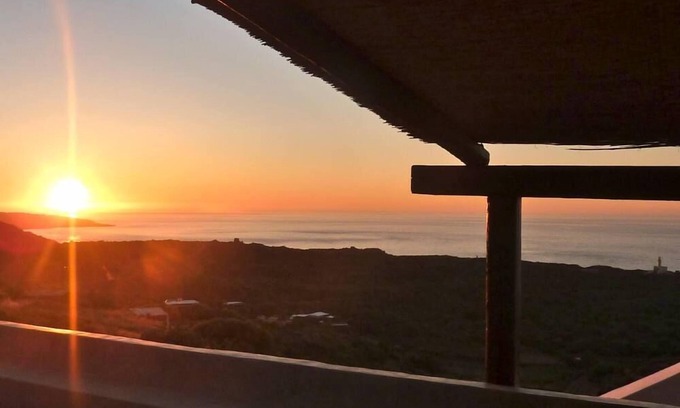 Pantelleria House | Typical dwelling- Gorgeous dammuso with a dreamy view