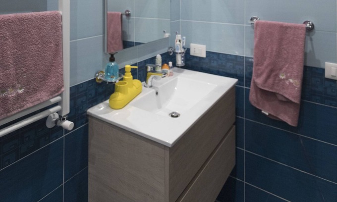 Quartieri Spagnoli RV Rental | TYRETQTREERFQEW